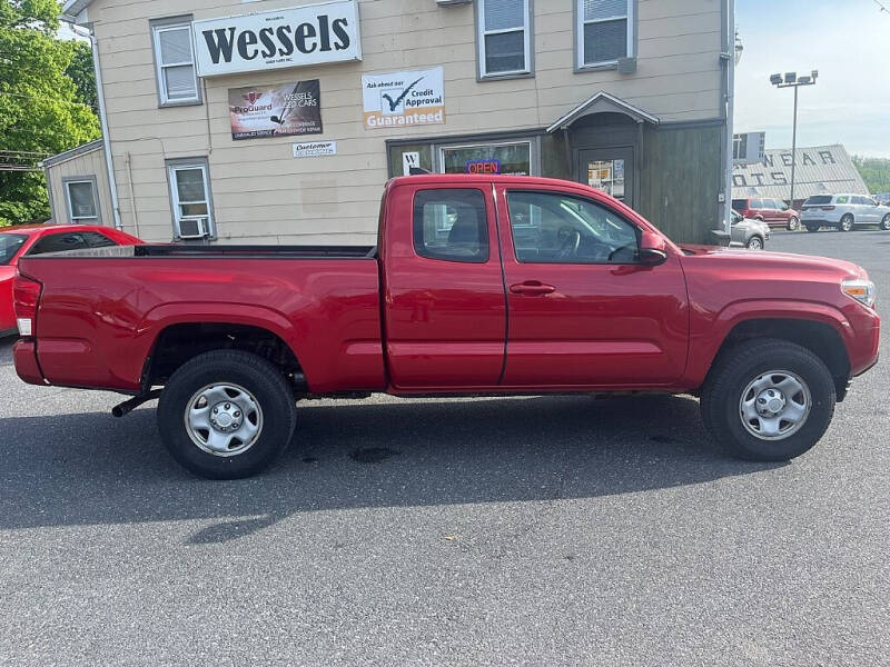 2017 Toyota Tacoma SR