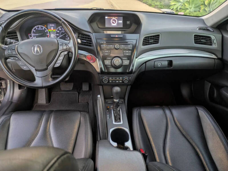 2020 Acura ILX