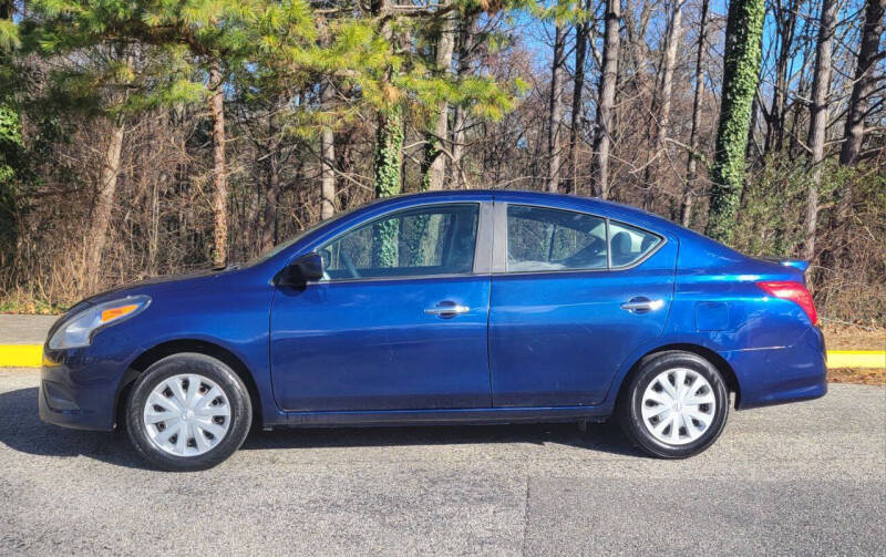 2019 Nissan Versa S Plus
