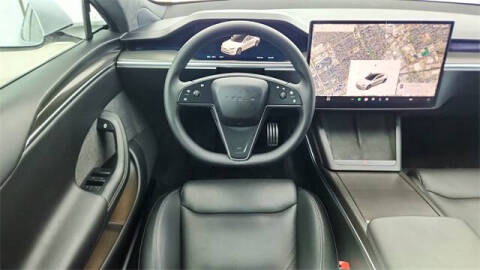 2023 Tesla Model S Plaid