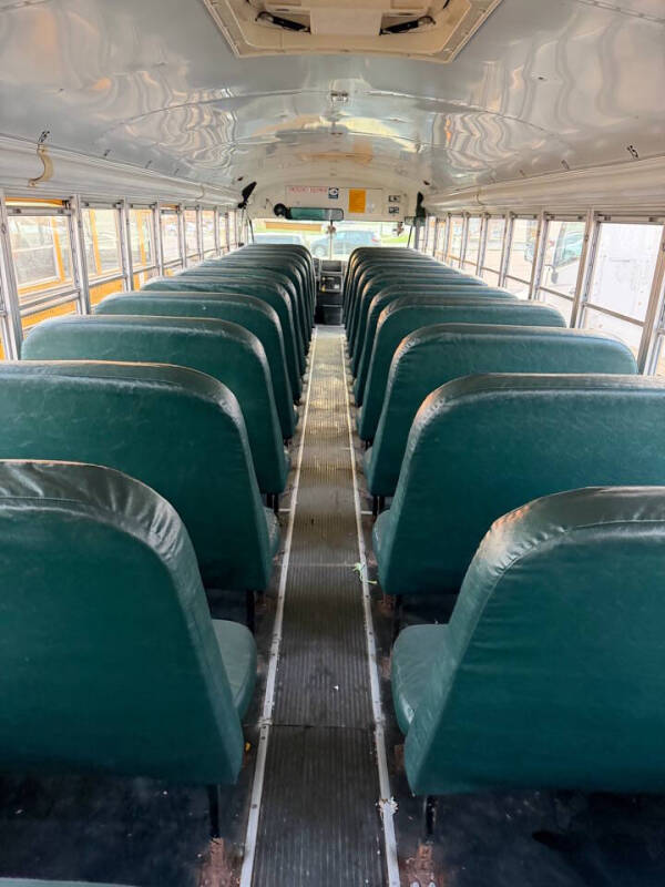 2005 Blue Bird Vision