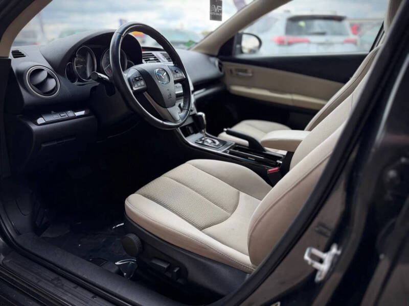 2013 Mazda MAZDA6 i Touring