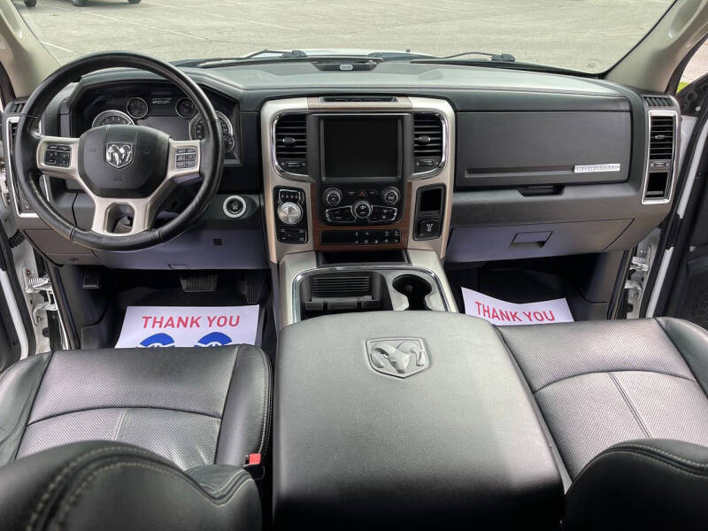 2017 RAM 1500 Laramie