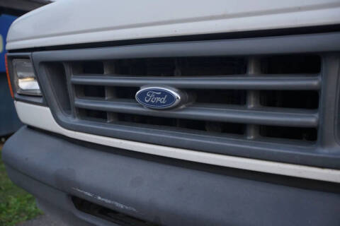 2003 Ford E-Series E-250