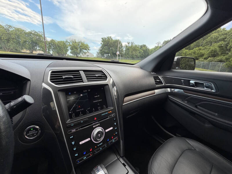 2017 Ford Explorer Limited