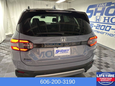 2025 Honda Pilot Touring