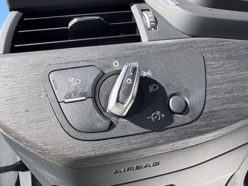 2024 Audi A4 quattro S line Prem Plus 45 TFSI