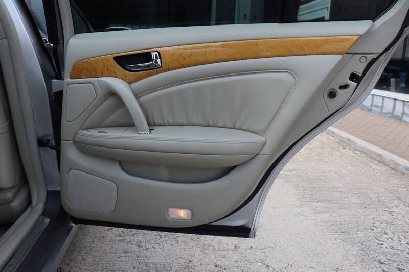 2003 Infiniti Q45 Luxury