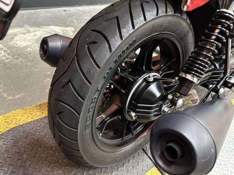 2018 Moto Guzzi V7 III Carbon