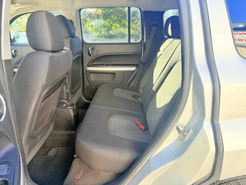 2010 Chevrolet HHR LS