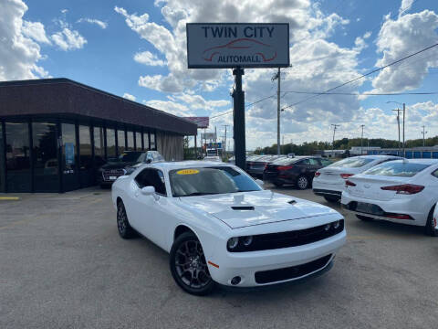 2018 Dodge Challenger for sale at TWIN CITY AUTO MALL in Bloomington IL