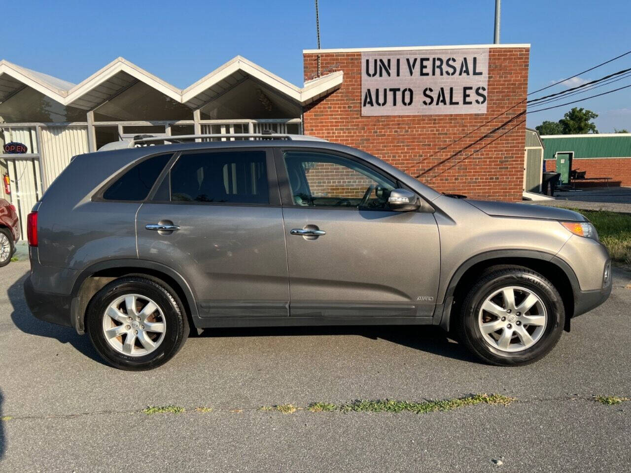 2012 Kia Sorento for sale at Universal Auto Sales LLC in Burlington, NC