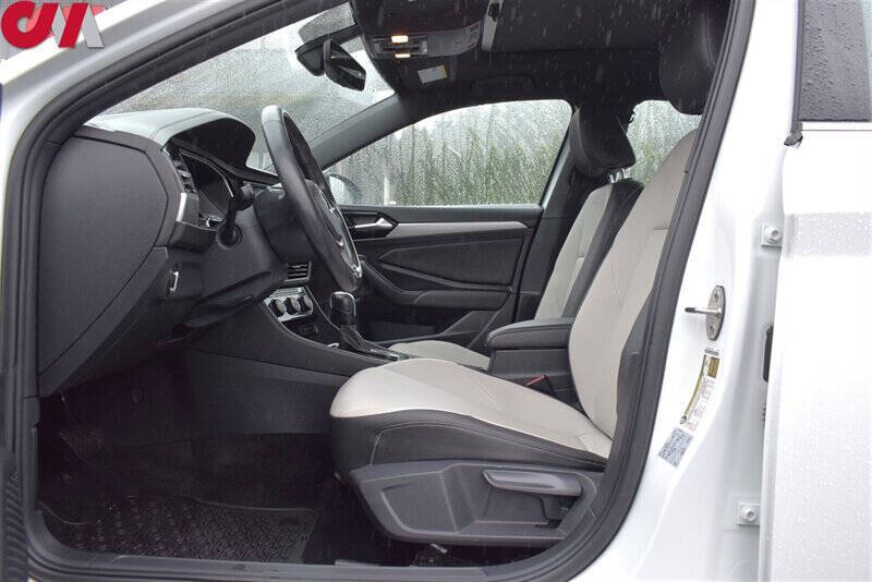 2021 Volkswagen Jetta R-Line