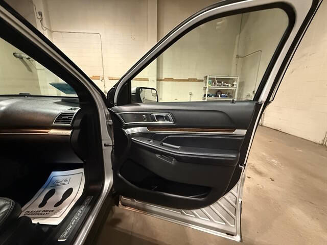 2017 Ford Explorer Limited