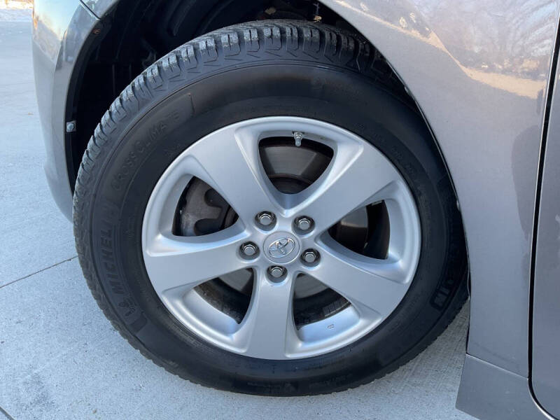 2015 Toyota Sienna LE 8-Passenger