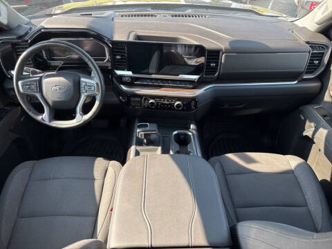 2025 Chevrolet Silverado 1500