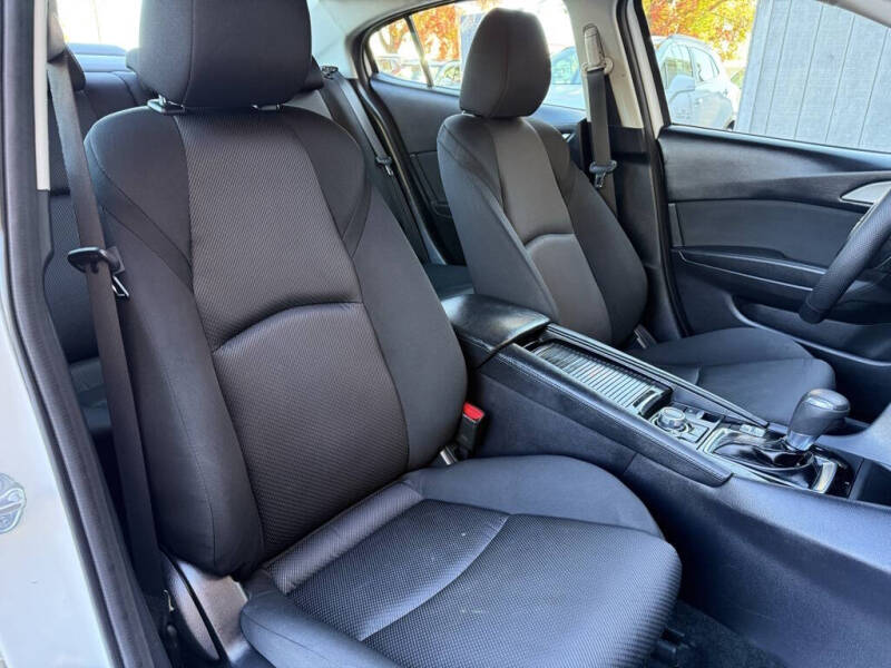 2018 Mazda MAZDA3 Sport