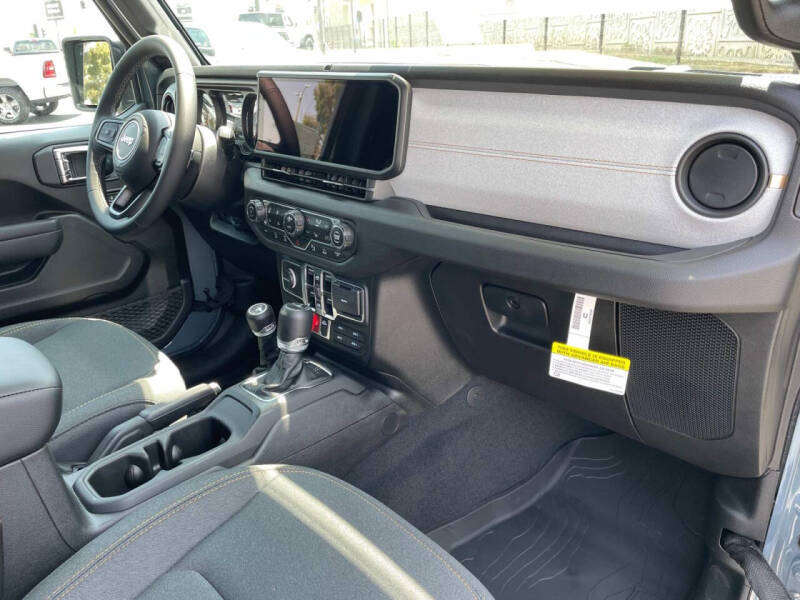 2025 Jeep Gladiator Willys