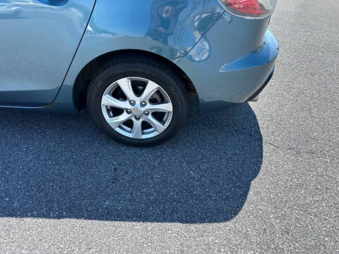 2011 Mazda MAZDA3 i Touring