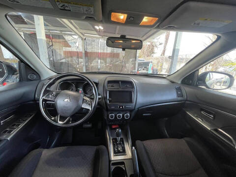 2019 Mitsubishi Outlander Sport SE