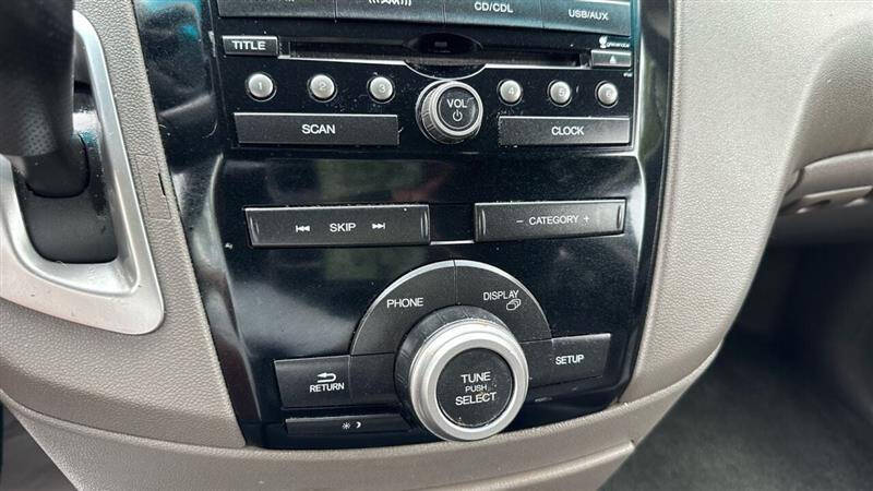 2011 Honda Odyssey EX-L w/DVD