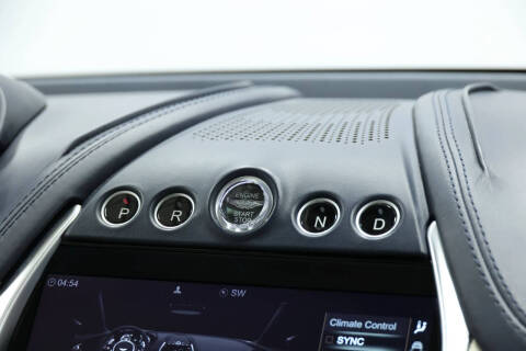 2021 Aston Martin DBX