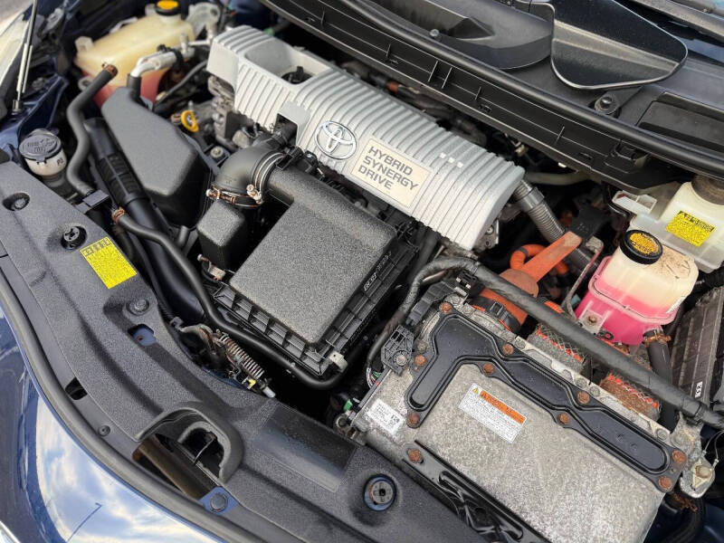 2012 Toyota Prius Two