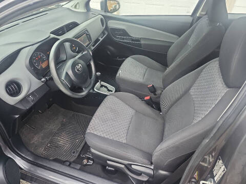 2015 Toyota Yaris 3-Door L