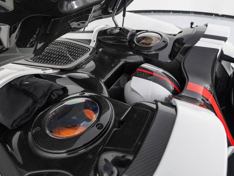 2021 McLaren Elva
