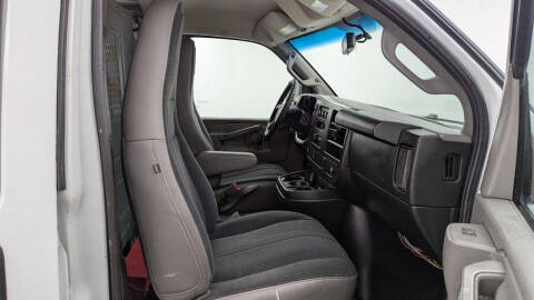 2018 GMC Savana 2500
