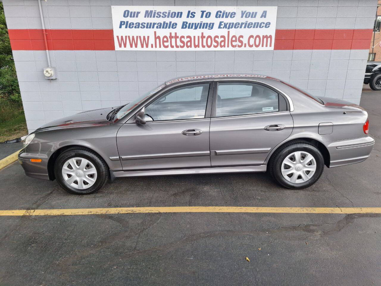 2004 Hyundai Sonata Base