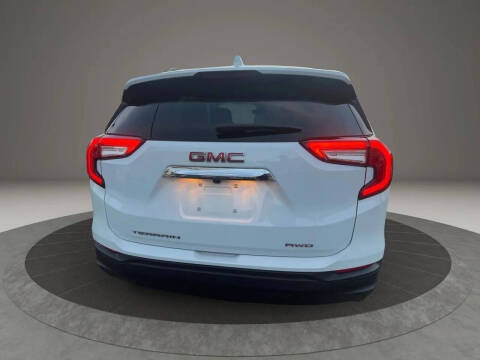 2022 GMC Terrain SLE