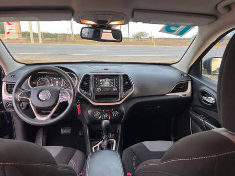 2015 Jeep Cherokee Sport