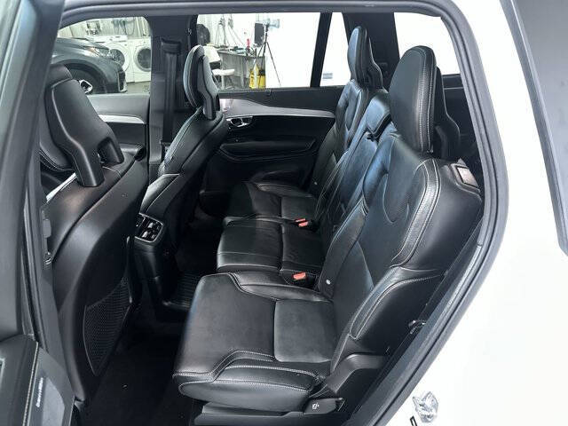 2022 Volvo XC90 Recharge T8 R-Design