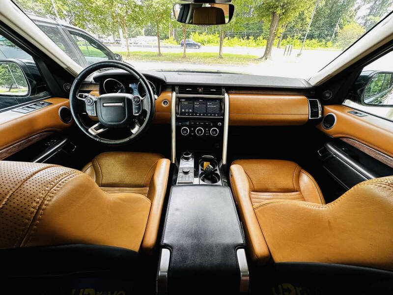 2017 Land Rover Discovery HSE Luxury
