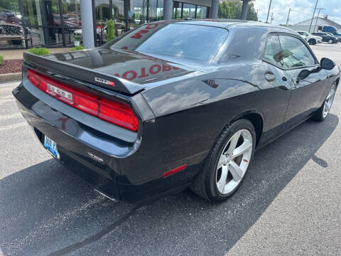 2008 Dodge Challenger SRT8