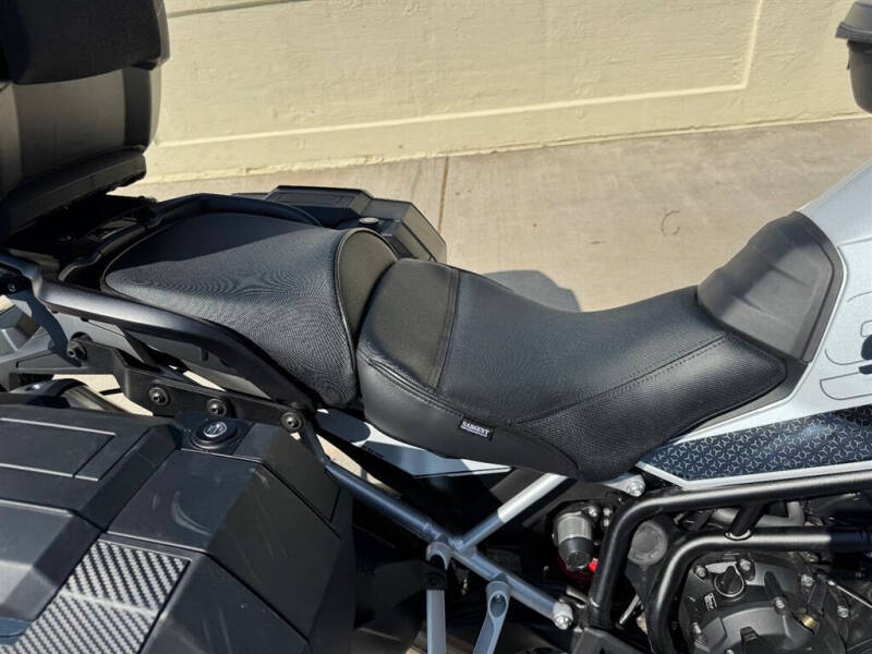 2024 Triumph Tiger 900 GT Pro