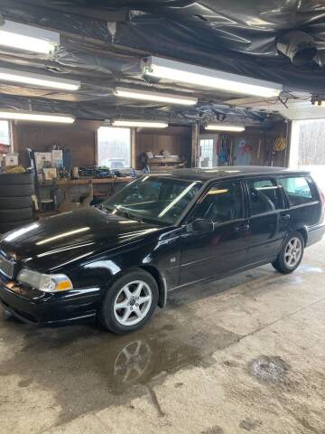 2000 Volvo V70 for sale at Lavictoire Auto Sales in West Rutland VT