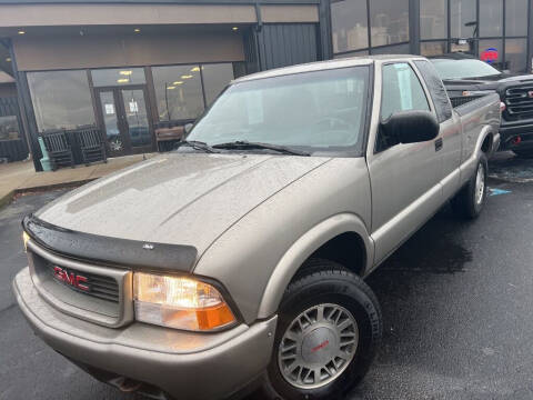 2001 GMC Sonoma for sale at FASTRAX AUTO GROUP in Lawrenceburg KY