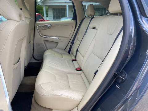 2013 Volvo XC60 3.2 Premier
