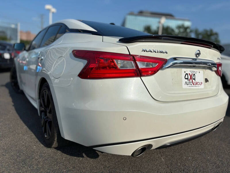 2017 Nissan Maxima Platinum