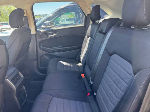 2016 Ford Edge SE