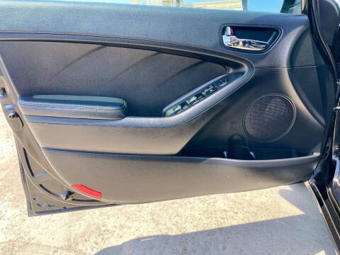 2016 Kia Forte5 LX