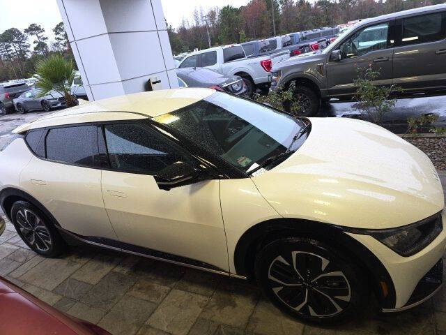 2022 Kia EV6 Wind