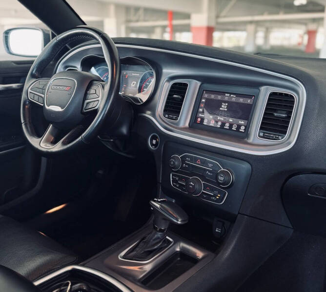 2021 Dodge Charger SXT