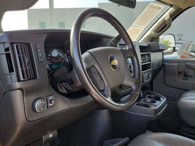 2021 Chevrolet Express 2500