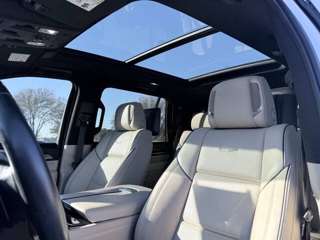 2023 Cadillac Escalade Premium Luxury