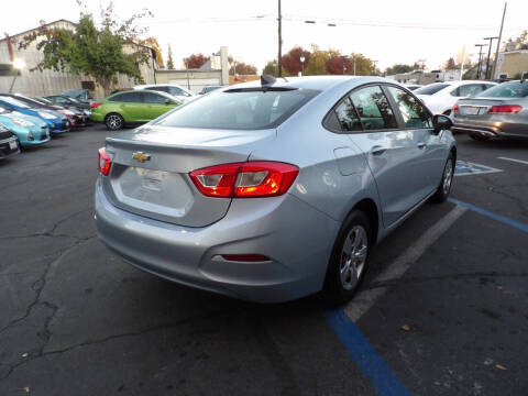 2017 Chevrolet Cruze LS Manual
