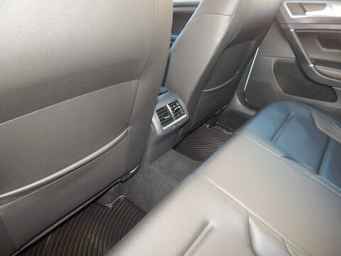 2016 Volkswagen Golf TSI SE