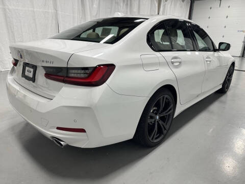 2023 BMW 3 Series 330i xDrive